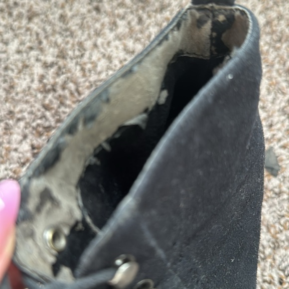Black wedge boots size 5 1/2 - Picture 3 of 4